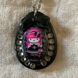 Hello Kitty necklace
